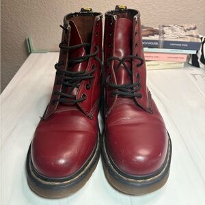 AirWair Red Leather Boots Doc Martens Ladies 9 / Men’s 8